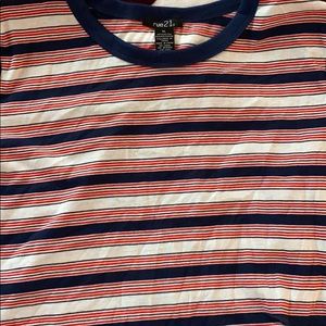 Women’s Rue 21 striped T-shirt